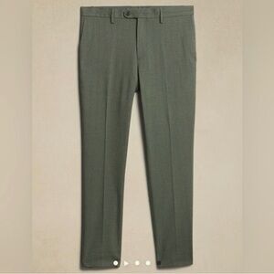 Men’s size 30x30 green slacks